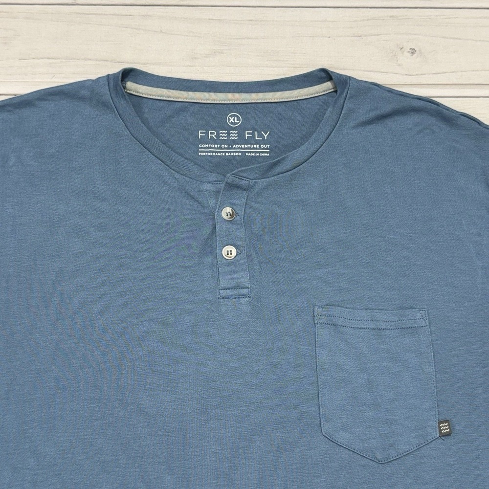 Free Fly Henley Mens XL Blue Bamboo Blend Short Sleeve Pocket T-Shirt Breathable